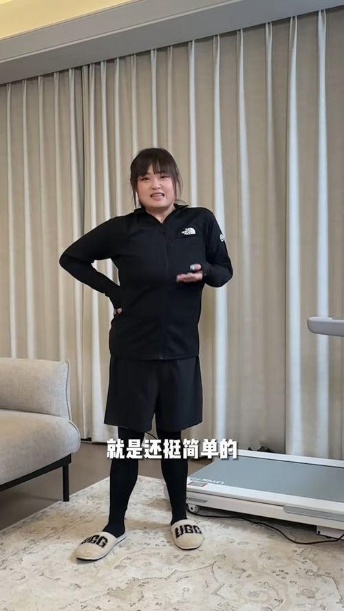 娱乐吃瓜女星敬酒,随和敬酒展现明星风范 第2张 娱乐吃瓜女星敬酒,随和敬酒展现明星风范 第2张