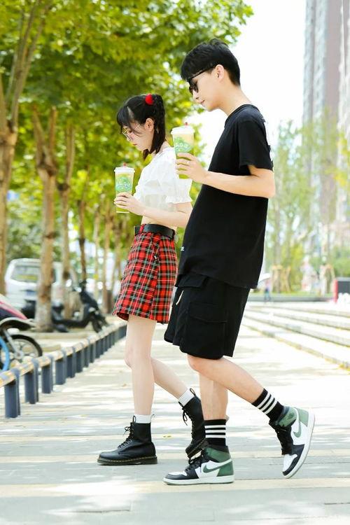 嘻嘻吃瓜娱乐,揭秘娱乐圈幕后故事，带你领略明星真实生活  第3张