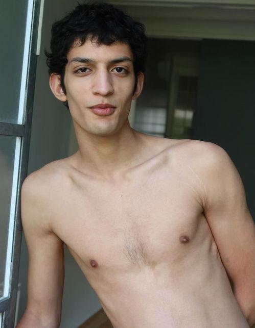 娱乐吃瓜酱男模,娱乐八卦背后的男模风云 第3张 娱乐吃瓜酱男模,娱乐八卦背后的男模风云 第3张