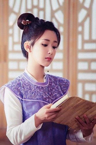 杨紫吃瓜娱乐圈八卦图,揭秘娱乐圈幕后八卦风云 第3张 杨紫吃瓜娱乐圈八卦图,揭秘娱乐圈幕后八卦风云 第3张