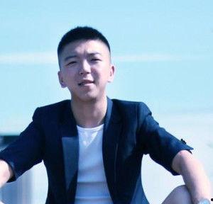 娱乐吃瓜男主持,吃瓜男主持的幕后故事 第3张 娱乐吃瓜男主持,吃瓜男主持的幕后故事 第3张