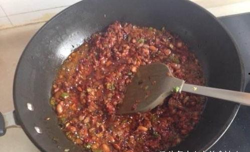 娱乐吃瓜酱面条,揭秘娱乐圈那些鲜为人知的幕后故事 第2张 娱乐吃瓜酱面条,揭秘娱乐圈那些鲜为人知的幕后故事 第2张