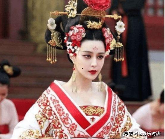 吃瓜娱乐圈贵妃百度云资源,娱乐圈秘闻大揭秘,独家百度云资源限时放送 第3张 吃瓜娱乐圈贵妃百度云资源,娱乐圈秘闻大揭秘,独家百度云资源限时放送 第3张