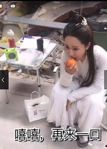 娱乐吃瓜小三,揭秘“吃瓜”小三背后的故事 第1张 娱乐吃瓜小三,揭秘“吃瓜”小三背后的故事 第1张