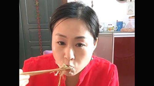 娱乐吃瓜酱朋友,揭秘娱乐圈那些不为人知的幕后故事  第3张