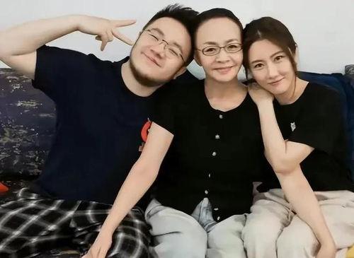 娱乐718吃瓜最新,揭秘娱乐圈最新“瓜”事,带你领略明星幕后故事  第2张 娱乐718吃瓜最新,揭秘娱乐圈最新“瓜”事,带你领略明星幕后故事  第2张