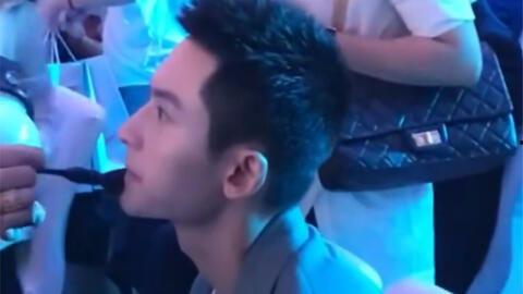 娱乐吃瓜的演员,揭秘明星幕后故事与演技较量 第2张 娱乐吃瓜的演员,揭秘明星幕后故事与演技较量 第2张