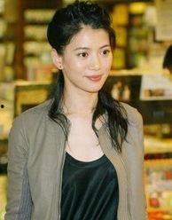 娱乐吃瓜酱袁咏仪,娱乐圈的“吃瓜酱”,揭秘明星背后的故事 第2张 娱乐吃瓜酱袁咏仪,娱乐圈的“吃瓜酱”,揭秘明星背后的故事 第2张