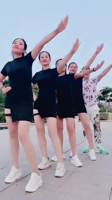 吃瓜少女娱乐,揭秘娱乐圈幕后故事 第3张 吃瓜少女娱乐,揭秘娱乐圈幕后故事 第3张